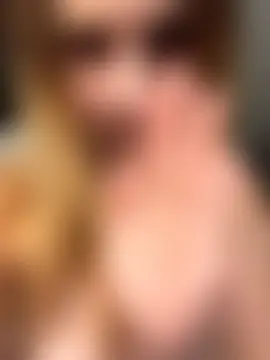 ellieen's Live Sex Cam Show