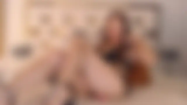 HotBellaMilf's Webcam Show