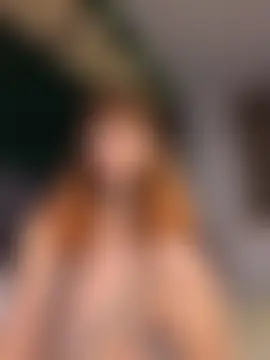 SaraLow's Webcam Show