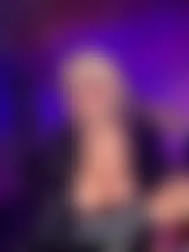 seraphine23's Live Sex Cam Show