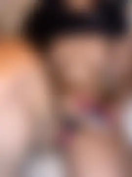 Exotic-mia's Live Sex Cam Show