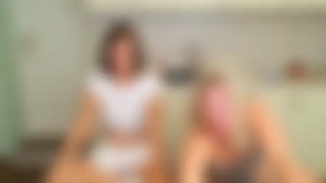 TUNDEROSE1's Live Sex Cam Show