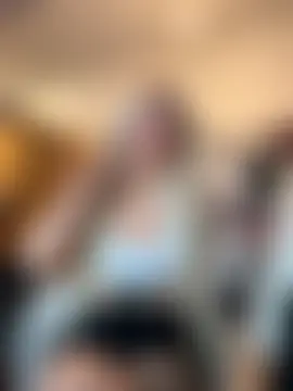 MissyLxox's Live Sex Cam Show