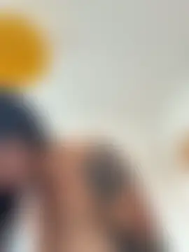 Ninabigtitied's Live Sex Cam Show