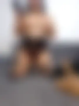 Megancullenofficial's Live Sex Cam Show