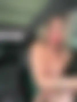 Alirawrz's Live Sex Cam Show