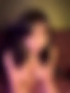 YumiLux's Live Sex Cam Show