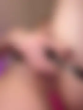 HugeBoobsAlice's Webcam Show