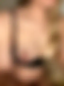 RachaCharmouta's Webcam Show