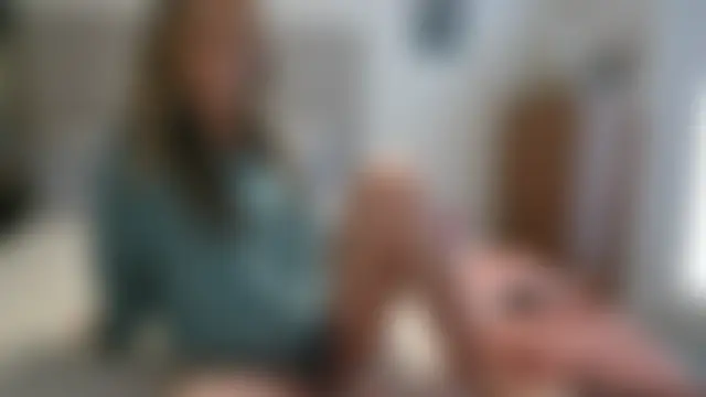 Heyitsmee33's Webcam Show