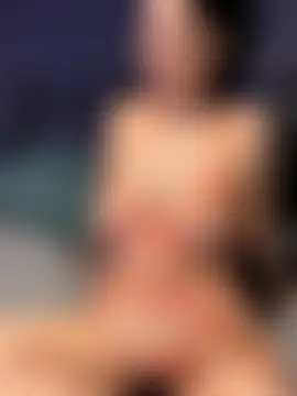 xCharlie_MILFx's Live Sex Cam Show