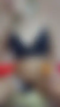 biondinaone's Live Sex Cam Show