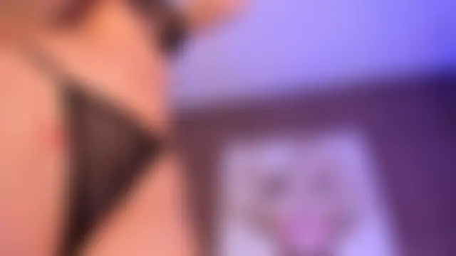 AgattaDuque Adlı Modelin Canlı XXX Sohbeti