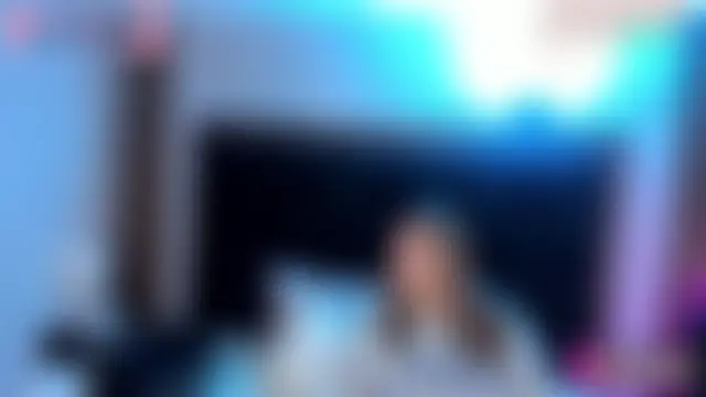 Elise-Leyton Adlı Modelin Canlı XXX Sohbeti