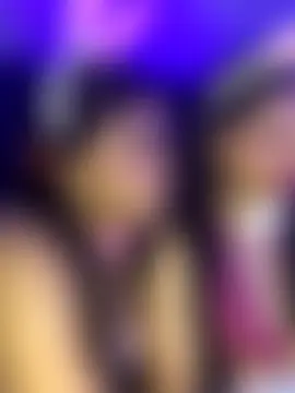 2moons_full_of_love Adlı Modelin Canlı XXX Sohbeti