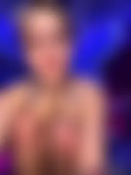 Cutiepiespanks' Live Sex Cam Show