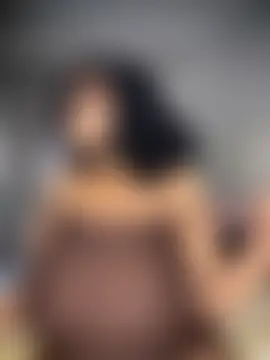 Bustygoddess32's Live Sex Cam Show