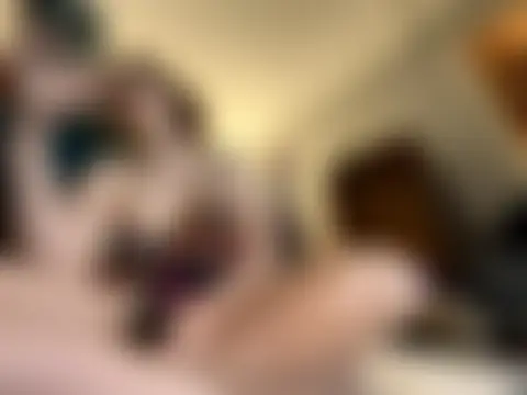 Snowbunnycake_131's Webcam Show