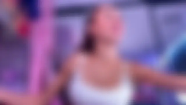 Crystallana's Live Sex Cam Show