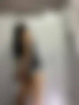 xiao-Lin's Live Sex Cam Show