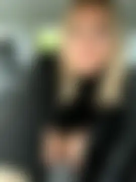 RebeccaSquirtsXXX's Live Sex Cam Show