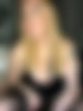 CurvyGirlMyla's Live Sex Cam Show