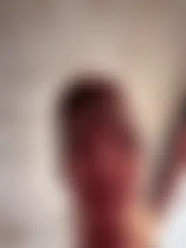 GoldenFlameGoddess' Live Sex Cam Show