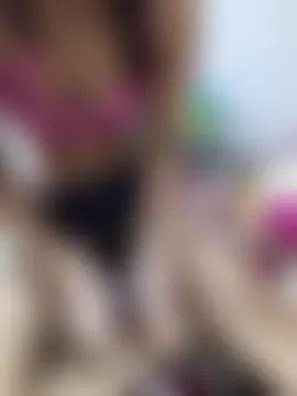 Urs_sassyshikha's Live Sex Cam Show