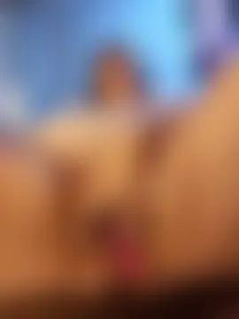 Love86Emily's Live Sex Cam Show