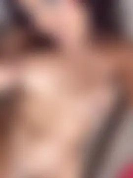 SweetNikita96's Live Sex Cam Show