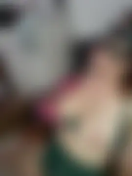 AdrianaRealnHot's Live Sex Cam Show