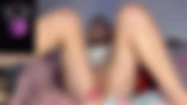 sexylittlefriend's Live Sex Cam Show