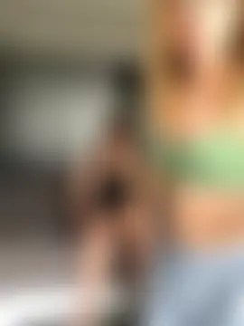 Nura_n_Sarah's Live Sex Cam Show