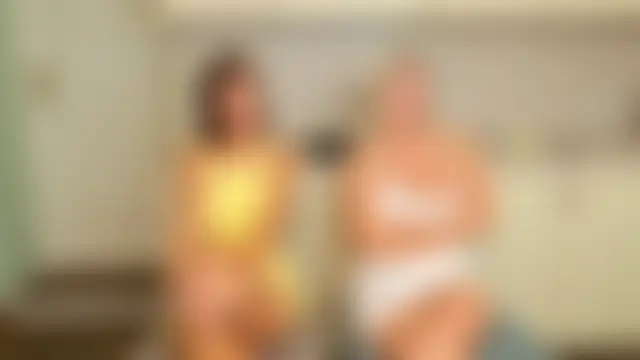 TUNDEROSE1's Live Sex Cam Show