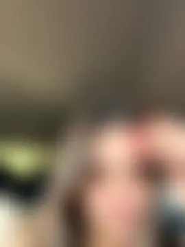 DoriDeluxe66's Live Sex Cam Show