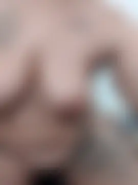 lolitaaaqueen's Live Sex Cam Show