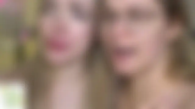 MaeEversley's Live Sex Cam Show