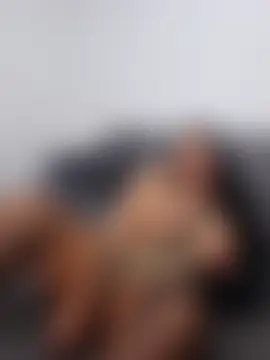 Megancullenofficial's Live Sex Cam Show