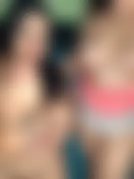 twocurvylatins' Webcam Show