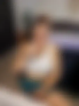 Ellie-L-Elizabeth's Webcam Show