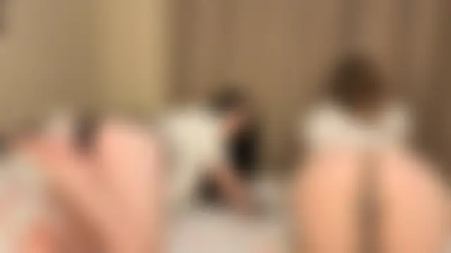 LisaAndDenis' Live Sex Cam Show