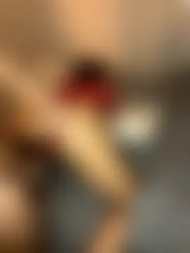 Lena_35's Live Sex Cam Show