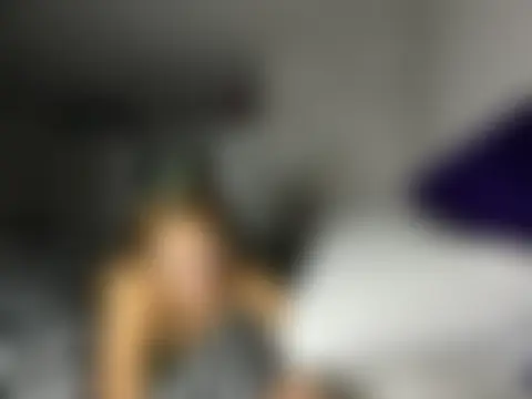 MissAroraaaxo's Live Sex Cam Show