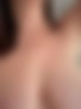 MilkMoMIA's Live Sex Cam Show