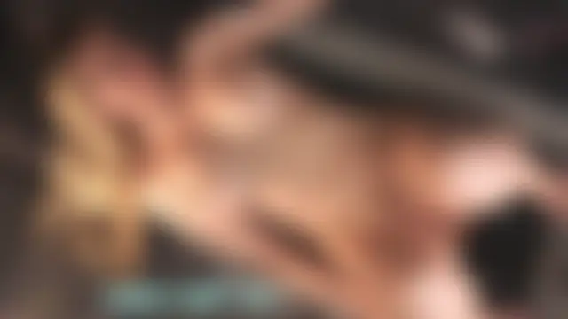 --TwistyLemonSizzle--'s Webcam Show