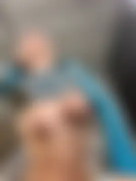 SweetieSinXXX's Live Sex Cam Show