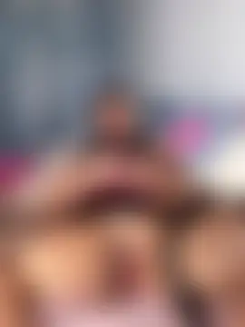 HotLivv69's Live Sex Cam Show