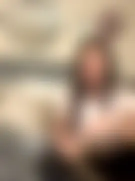 Hollyhudson123's Live Sex Cam Show