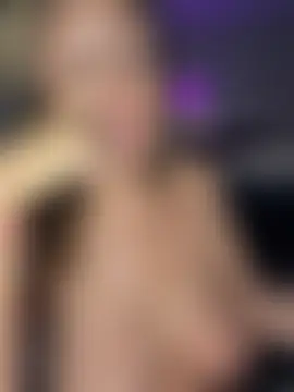 bossyroxy84's Webcam Show