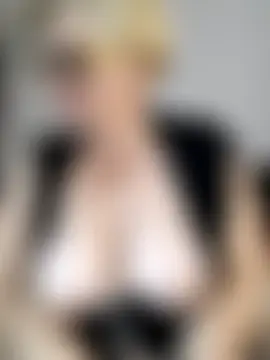 Pumabionda's Live Sex Cam Show